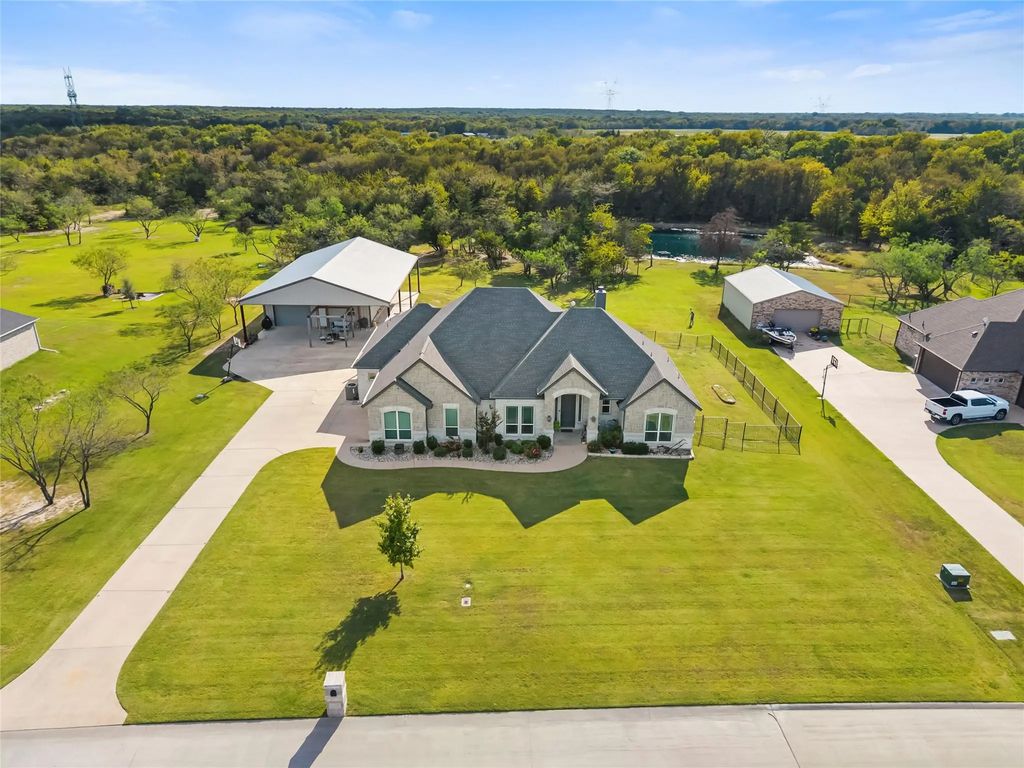 2330 Doe Crossing, Caddo Mills