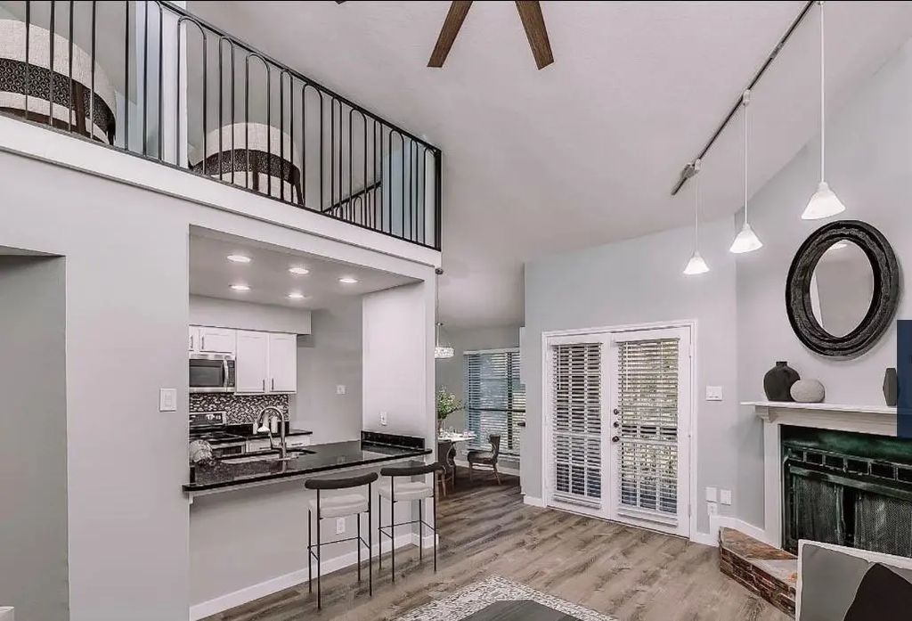 7525 Holly Hill Drive 62, Dallas