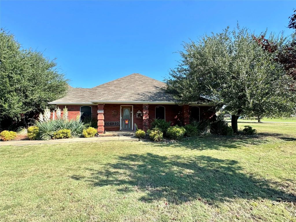 505 W 3rd Street, Dodd City