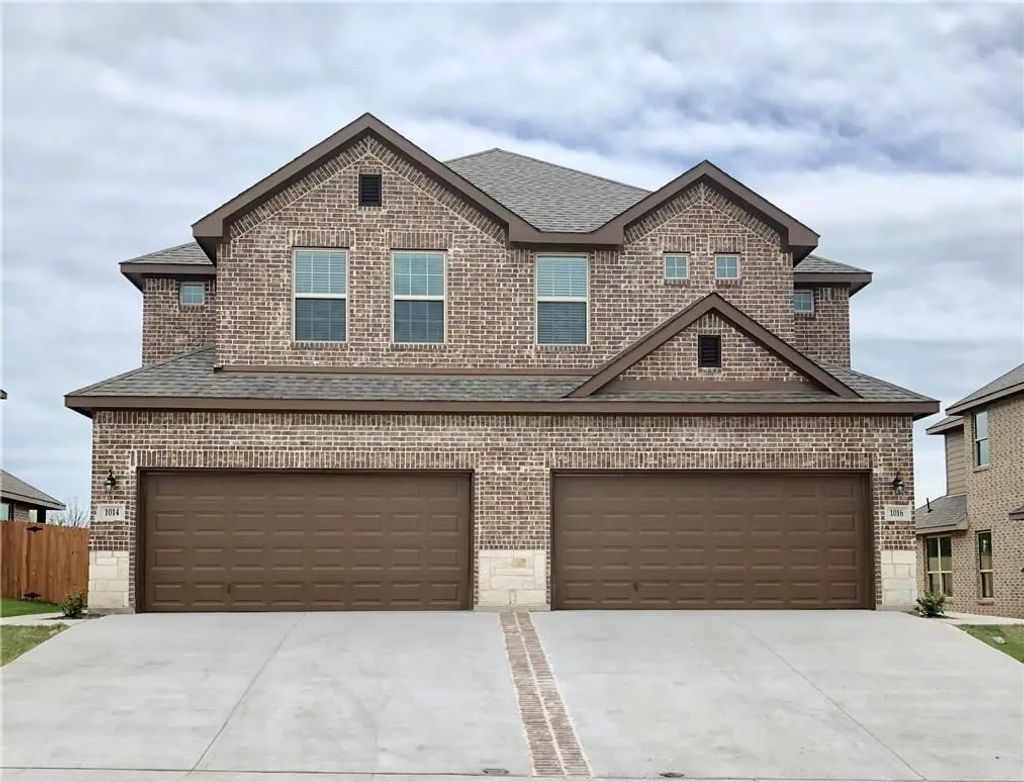 1016 W Sierra Vista Court, Midlothian