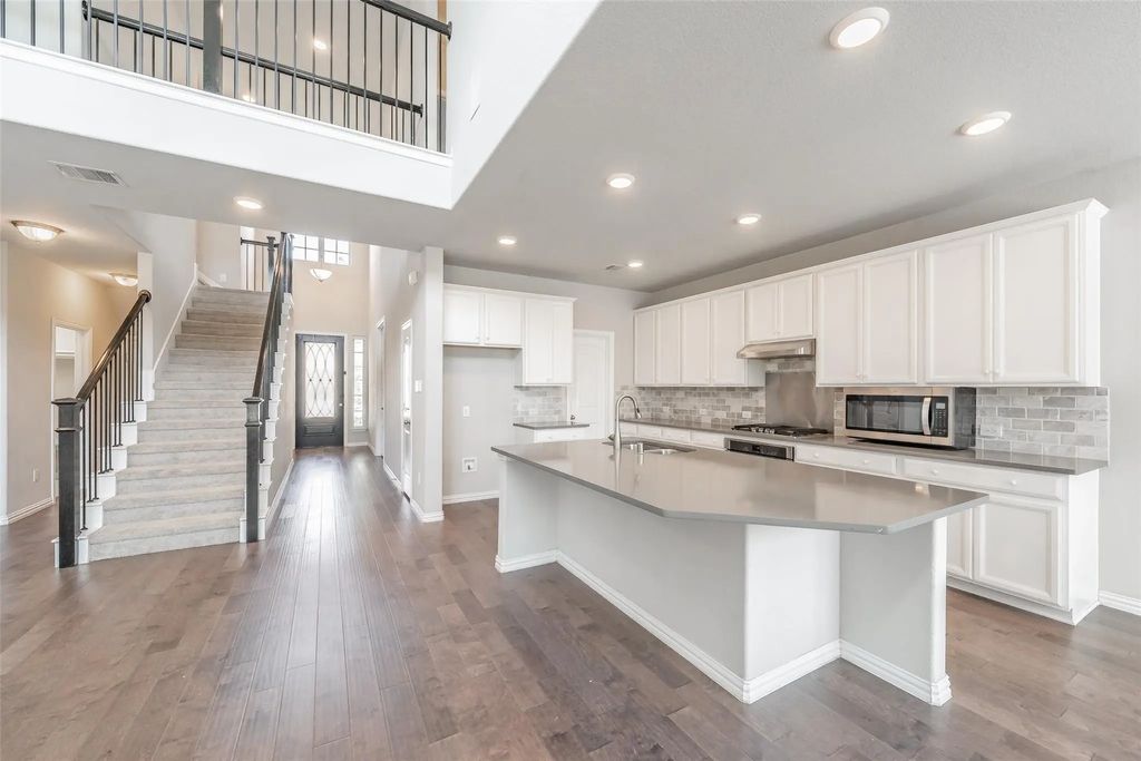 1421 Tanglewood Trail, Northlake