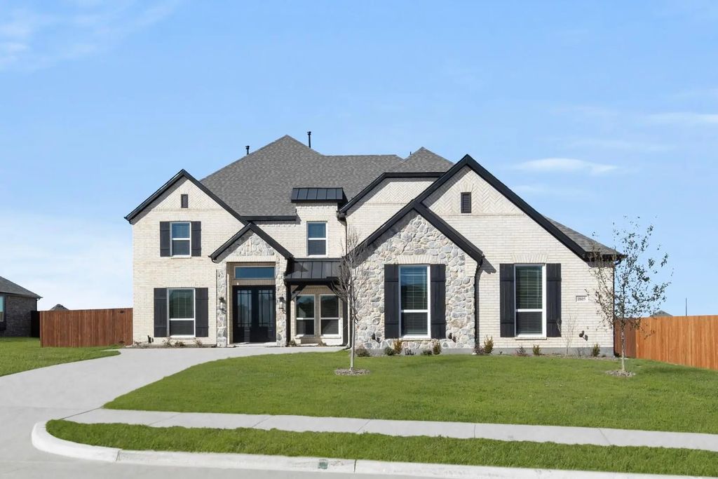 1805 Hidden Creek Drive, Midlothian