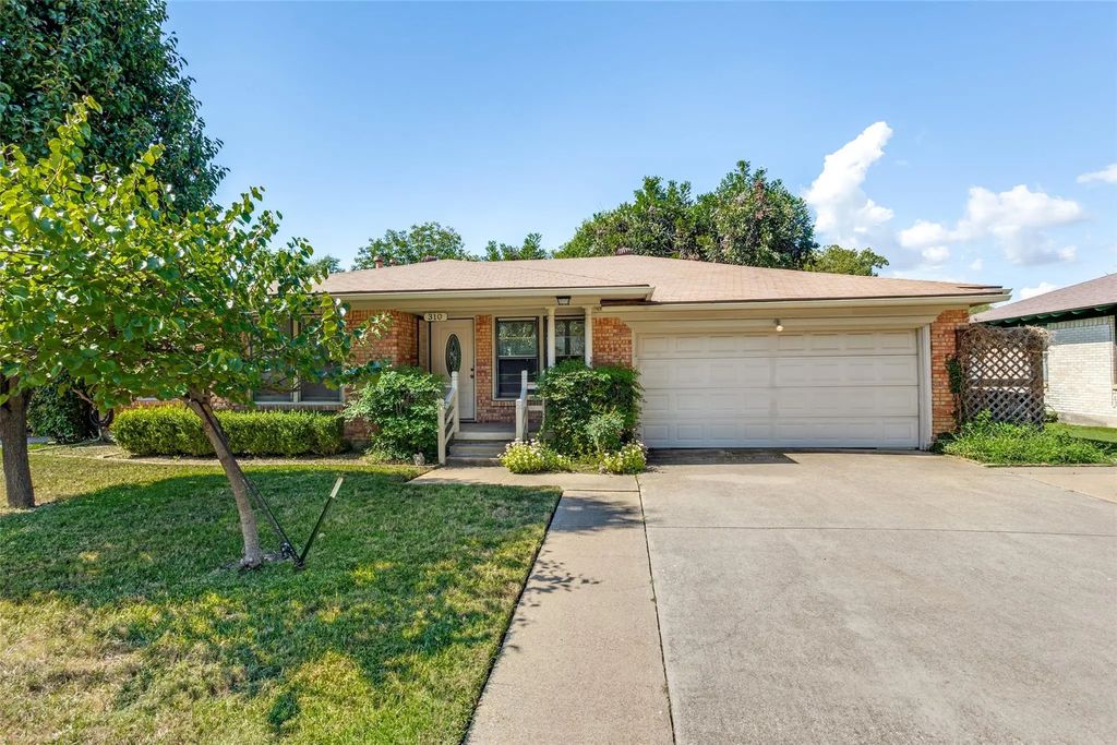 310 S 4th Street, Wylie