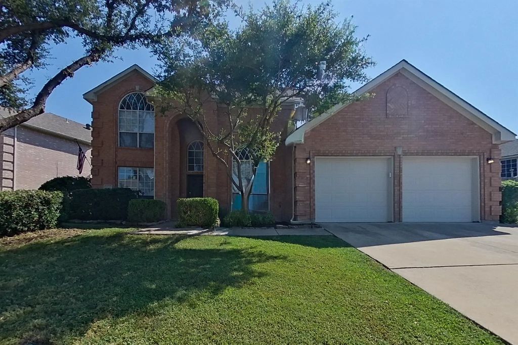 8237 Mount Shasta Circle, Fort Worth