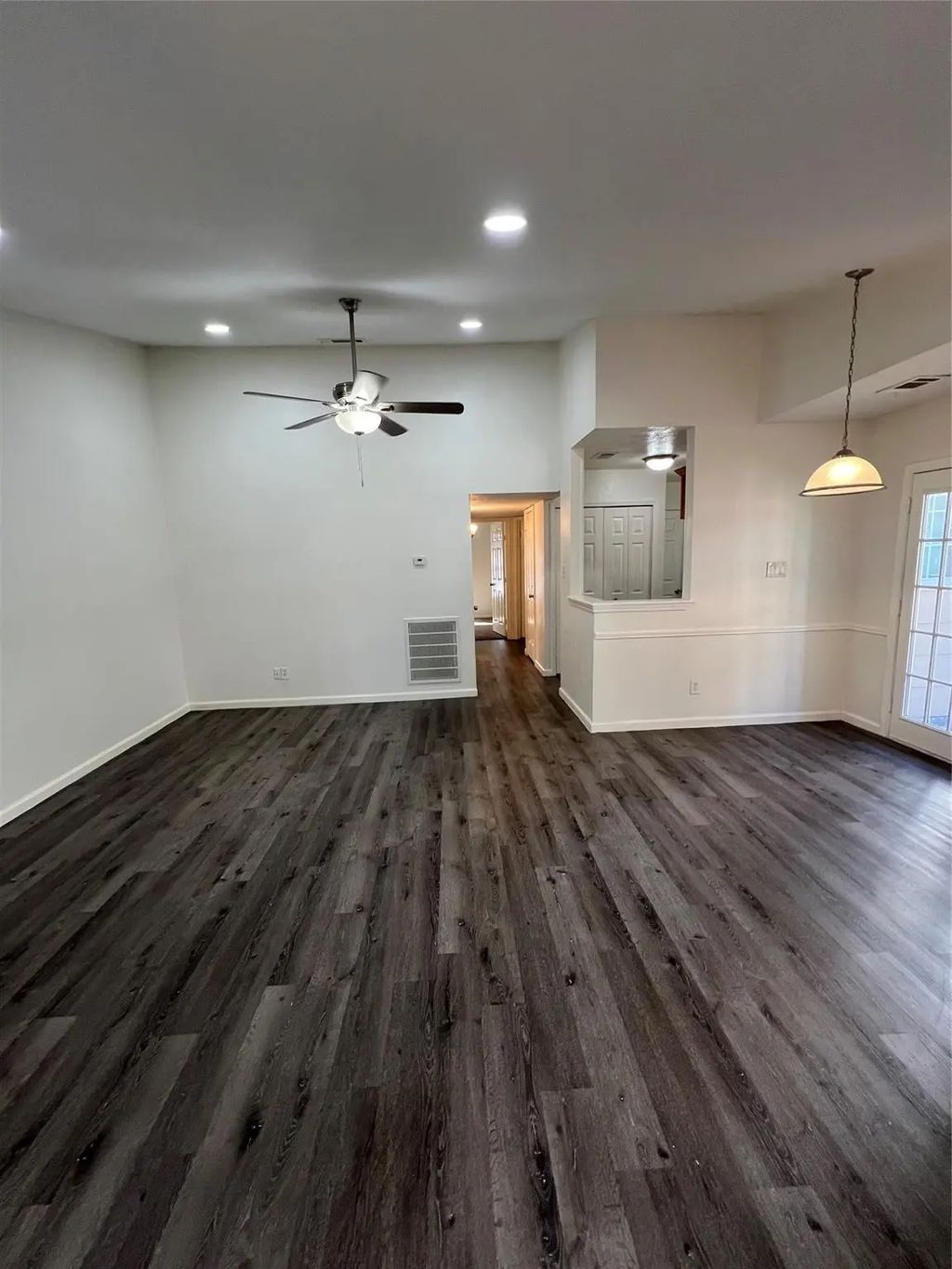 311 Navarro Lane, Grand Prairie