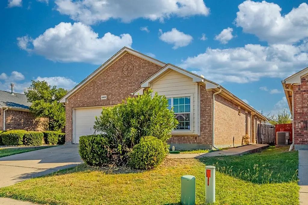 6408 Claire Drive, Fort Worth