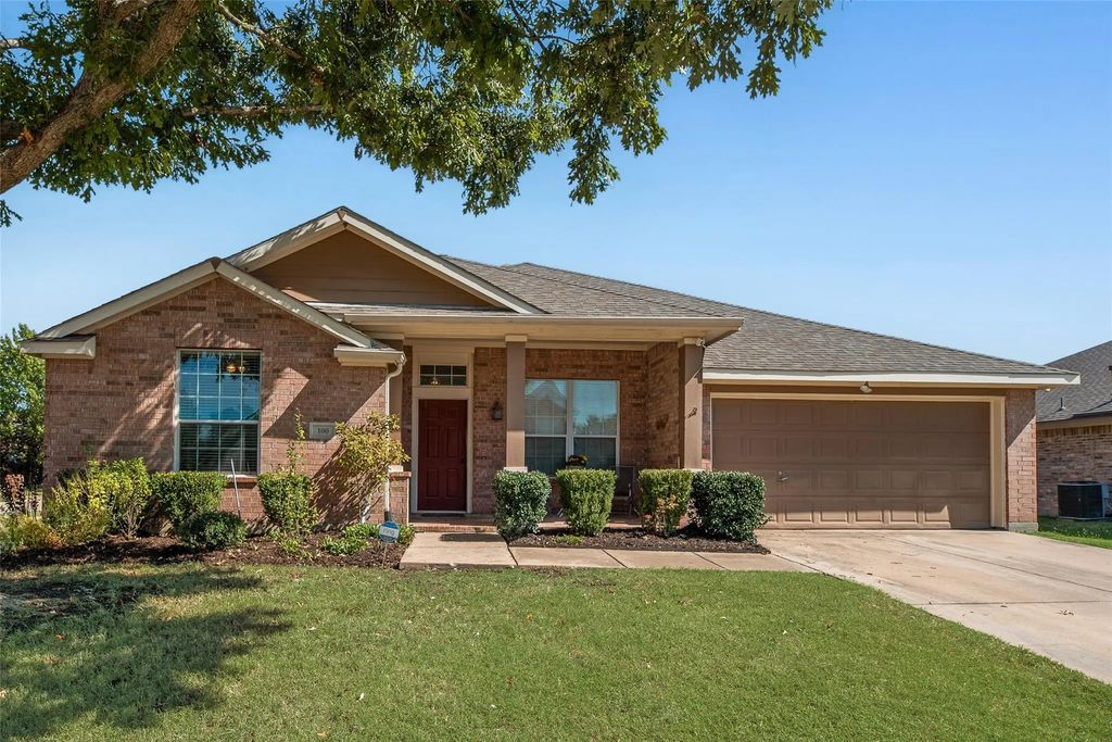 100 Hazelnut Trail, Forney