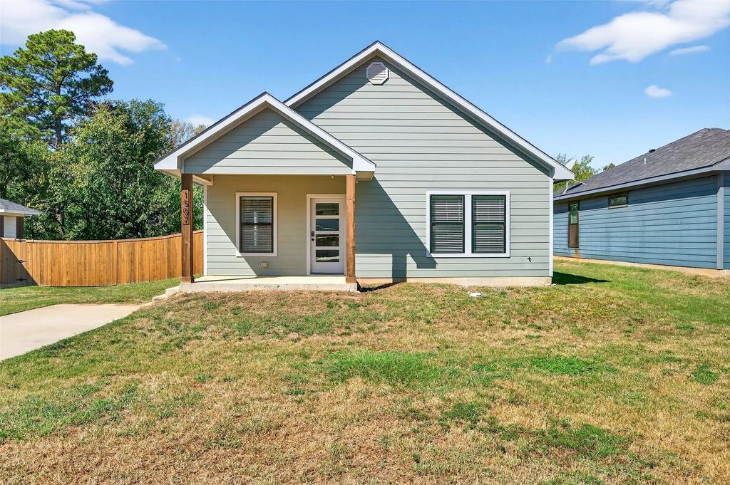 1507 S 7th Avenue, Denison