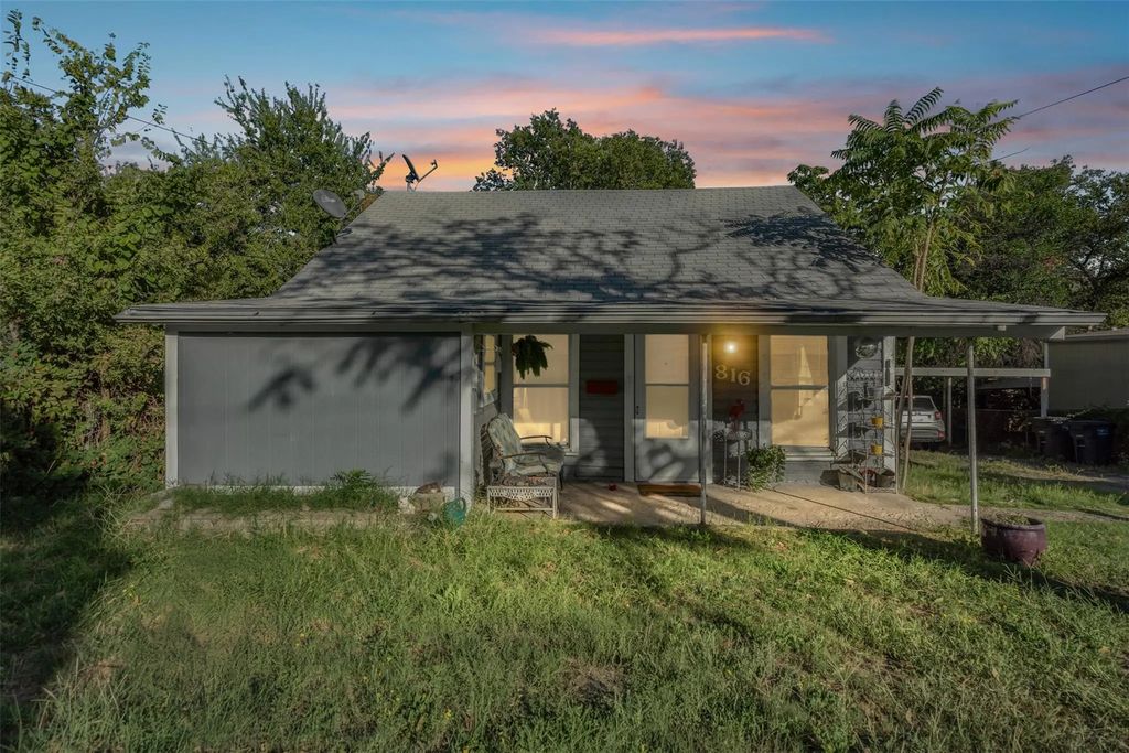 816 Springer Avenue, Fort Worth