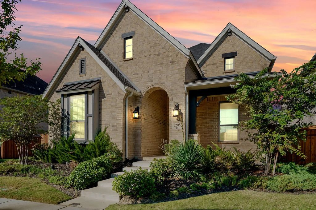 3205 Point Indy Lane, Celina