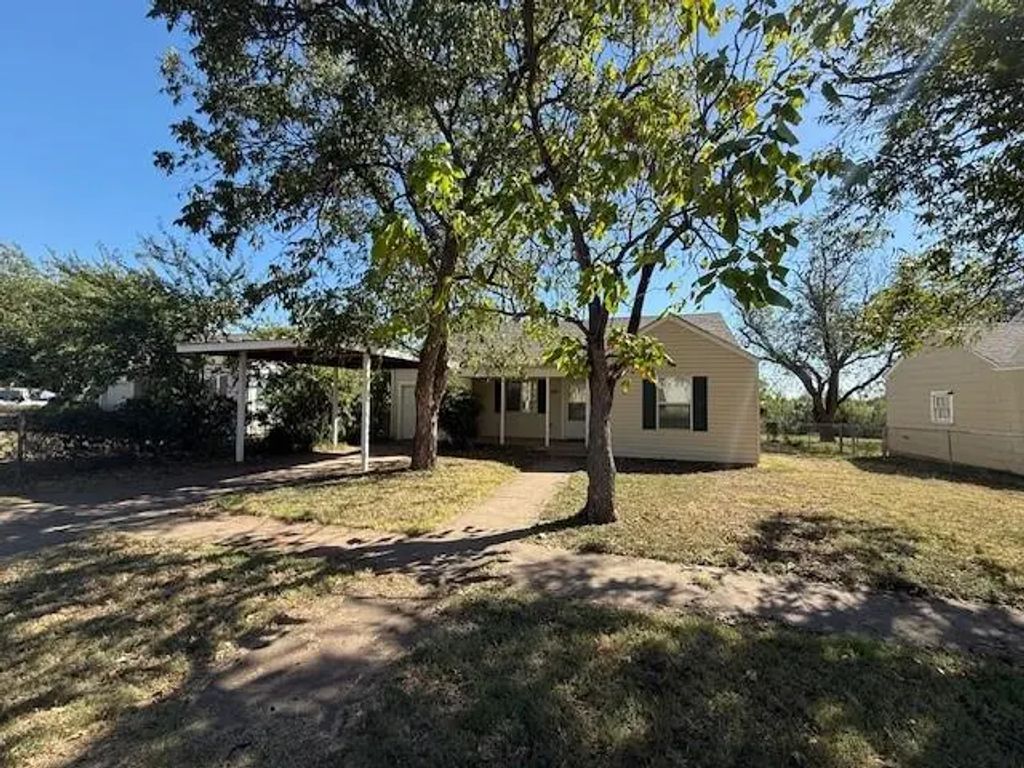 1841 Oak Street, Abilene