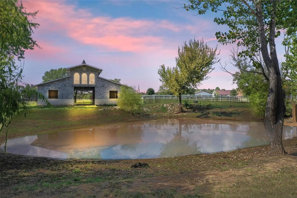 1082 Post Oak Road, Copper Canyon