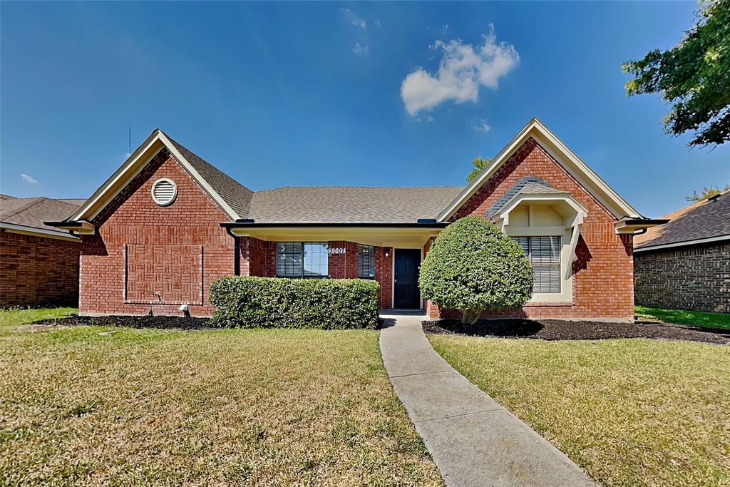 3007 Sierra Drive, Carrollton