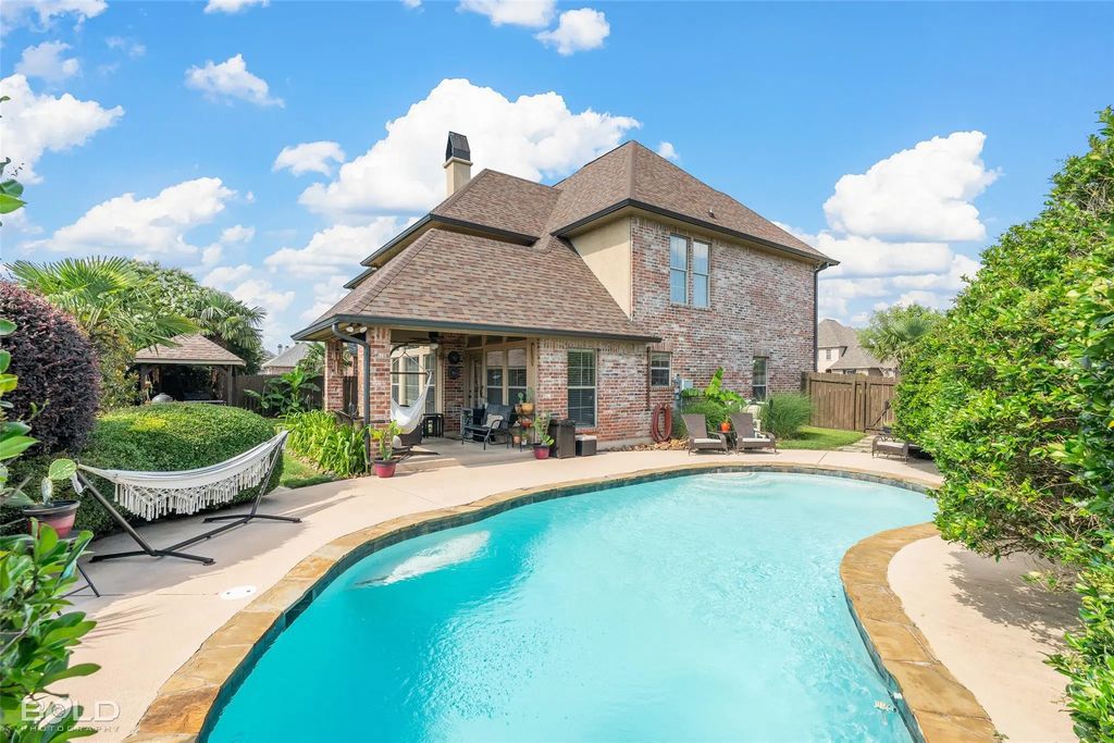 10040 Loveland Court, Shreveport