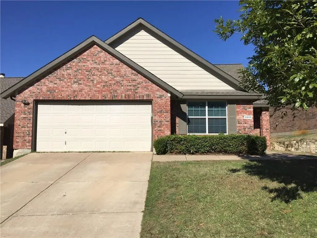 8919 Wild Rose Lane, Cross Roads