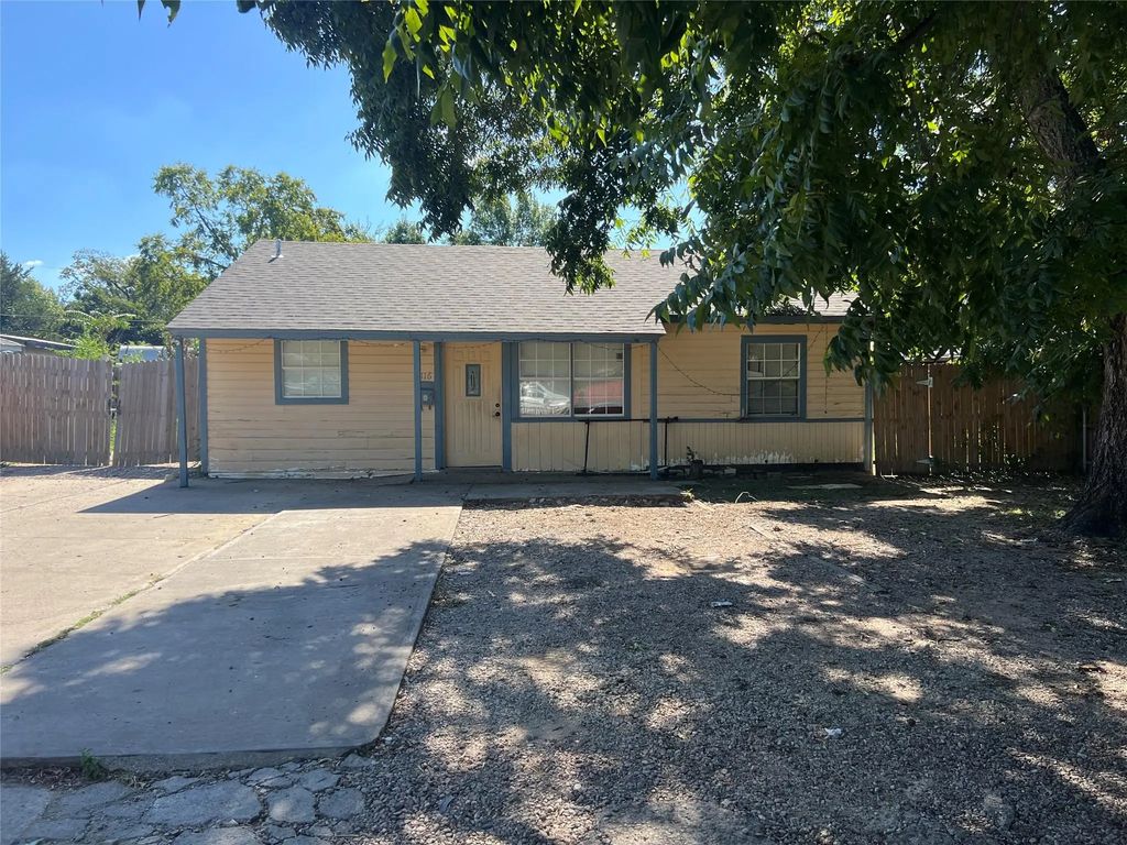 3116 Storey Lane, Dallas