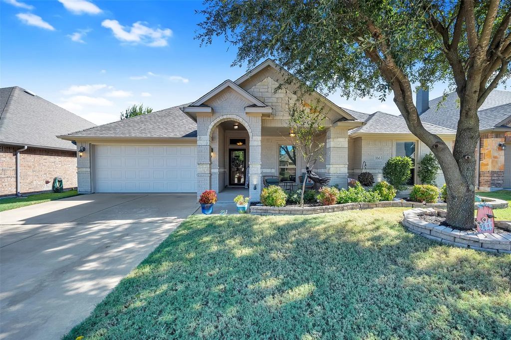 1663 Potomac Drive, Burleson