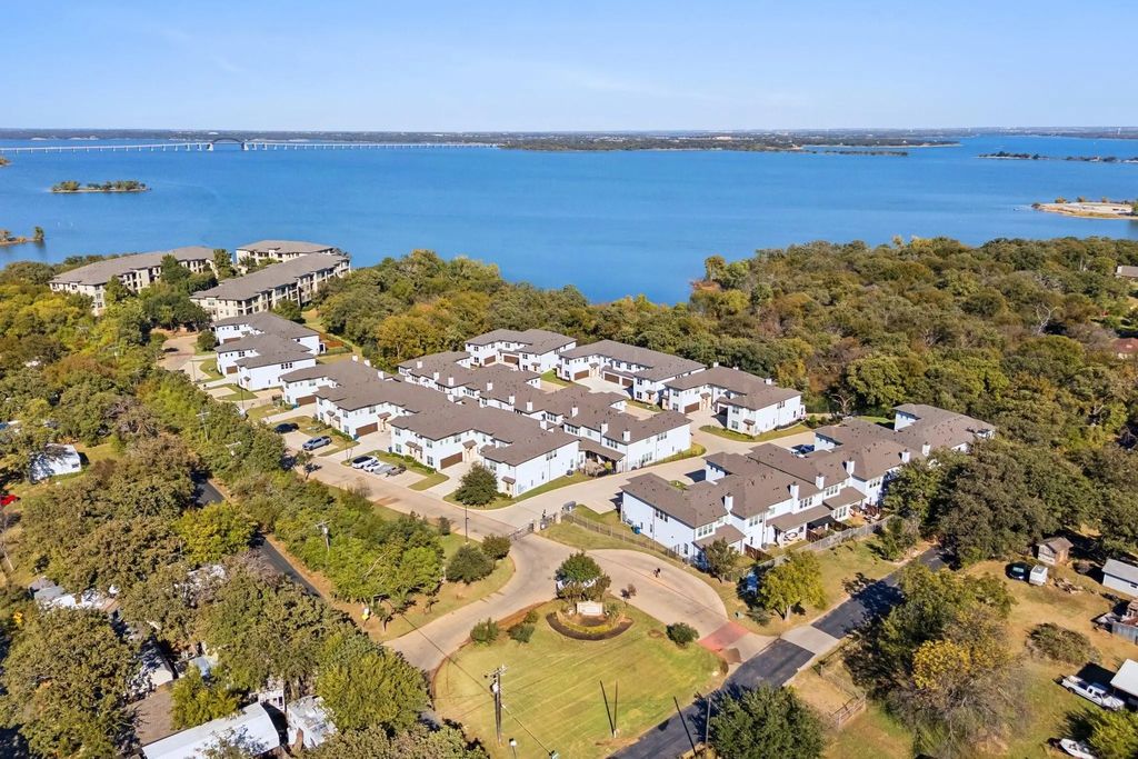 428 Waterscape Drive 1339, Hickory Creek
