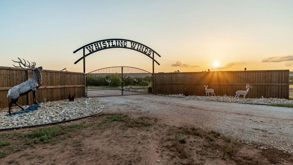9464 Sh-6, Quanah