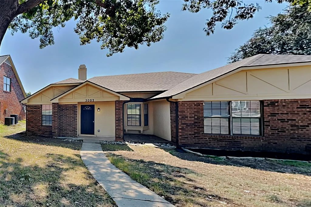 3002 Sierra Drive, Carrollton