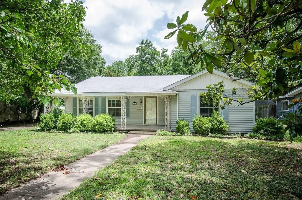 317 N 37th Street, Corsicana