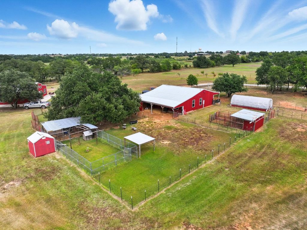 9515 Old Agnes Road, Springtown
