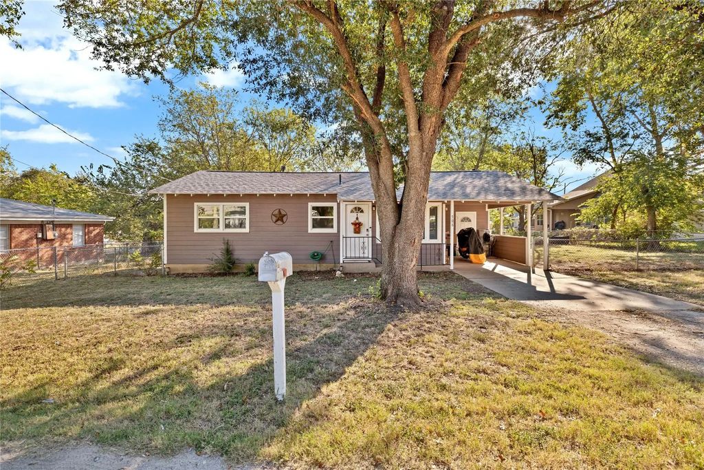 506 Chilton Street, Weatherford