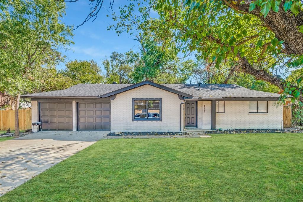 1725 Holt Street, Fort Worth