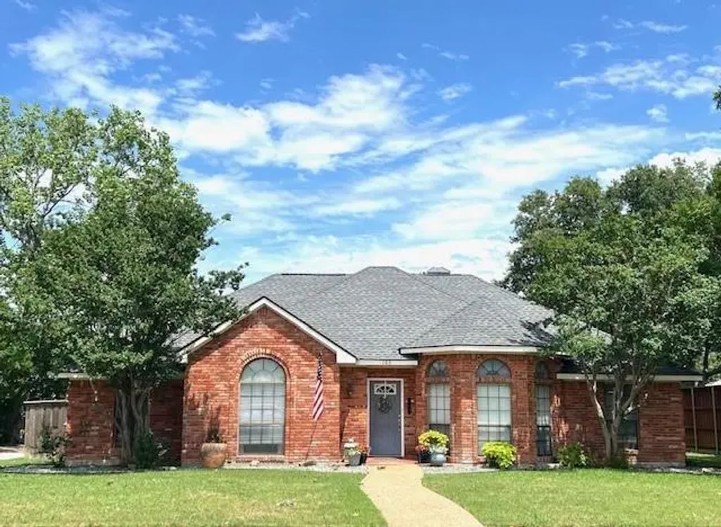 103 Shannon Drive, Allen