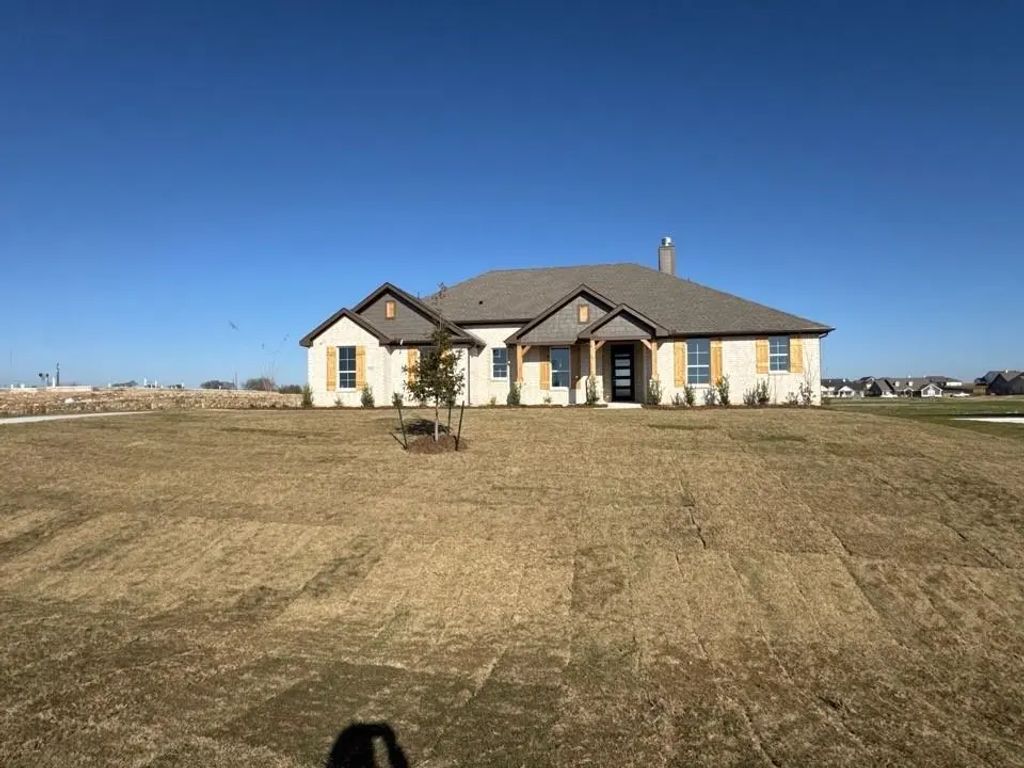 146 Snowy Owl Trail, New Fairview