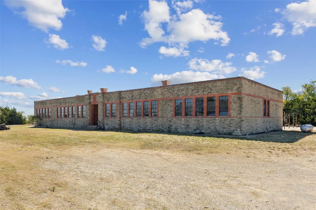 2591 Fm 1204, Decatur