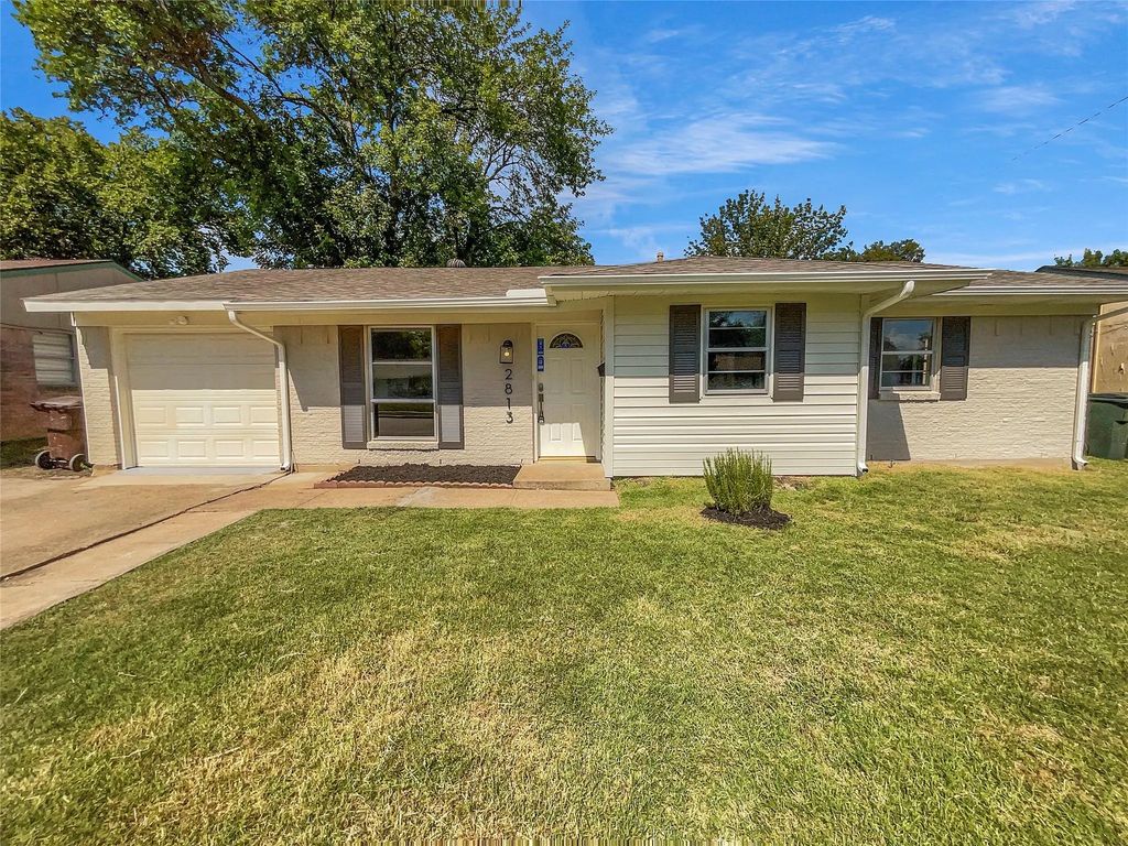 2813 E 15th Street, Plano