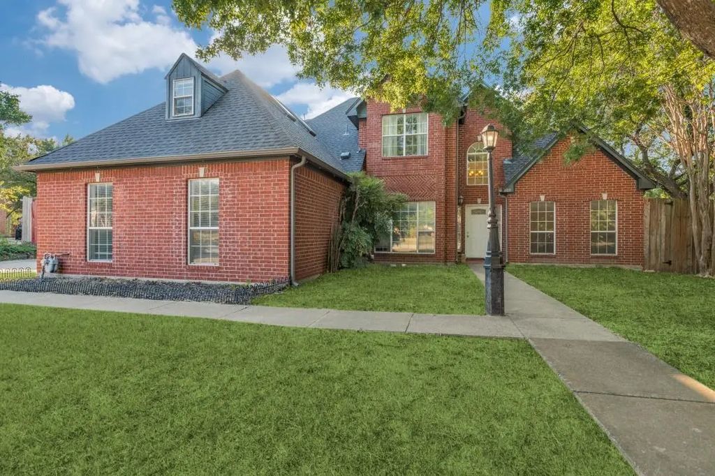 1108 Heather, Cedar Hill