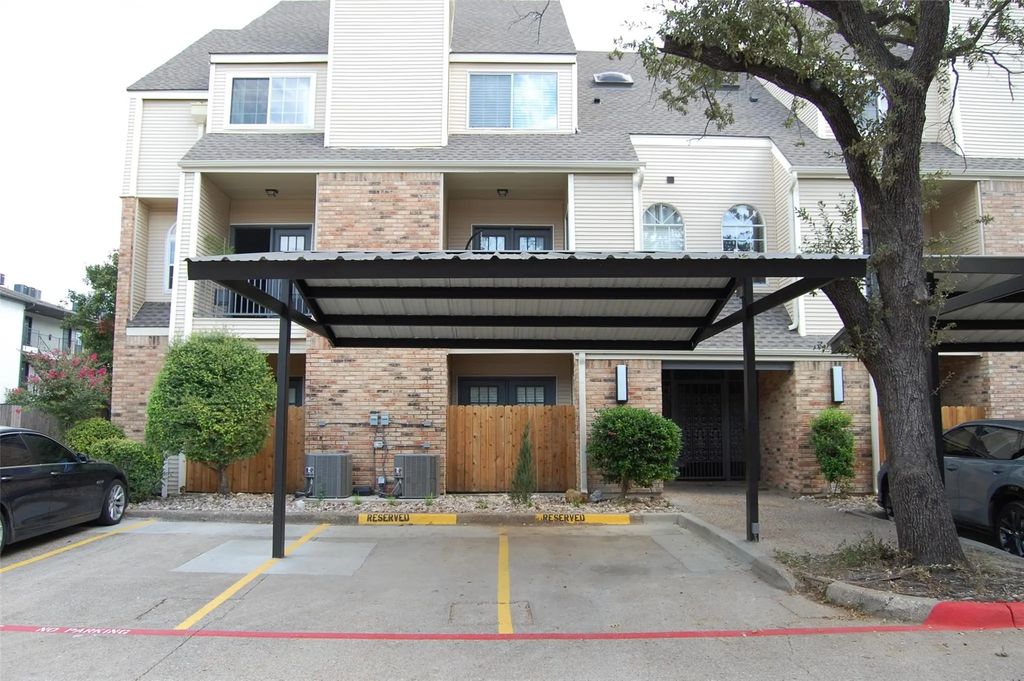 5325 Bent Tree Forest Drive 1102, Dallas