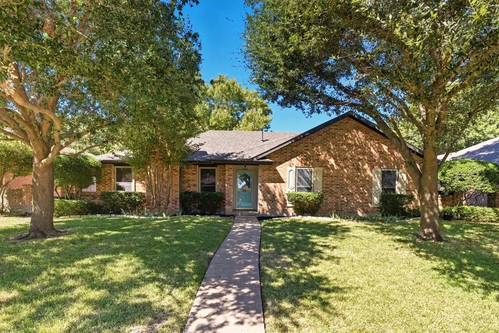 4005 Tracey Trail, Rowlett