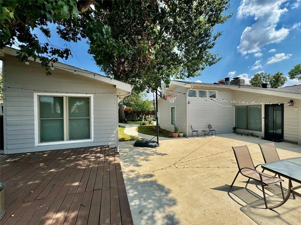 1025 Hadrian Street, Irving