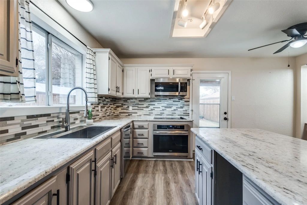 1846 Tucson Drive, Lewisville