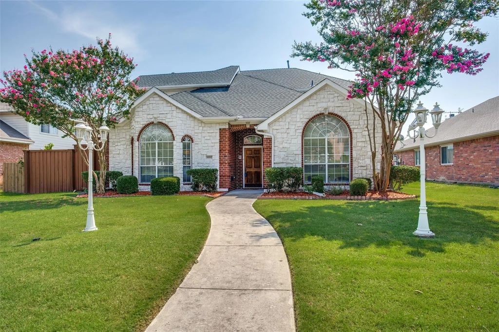 6620 Macintosh Drive, Plano