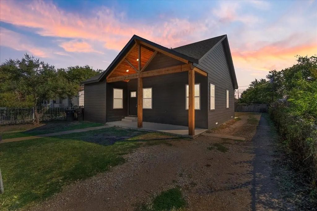 3610 N Nichols Street, Fort Worth