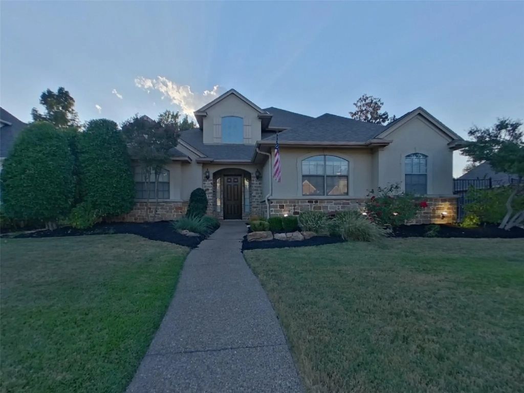 4110 Coachman Lane, Colleyville