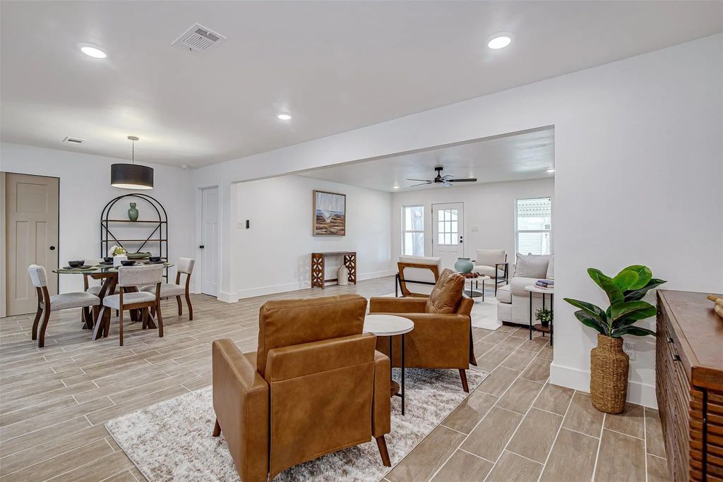 802 Tarrant Drive, Euless