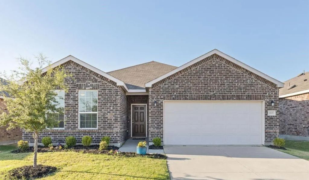 1905 Trace Drive, Aubrey