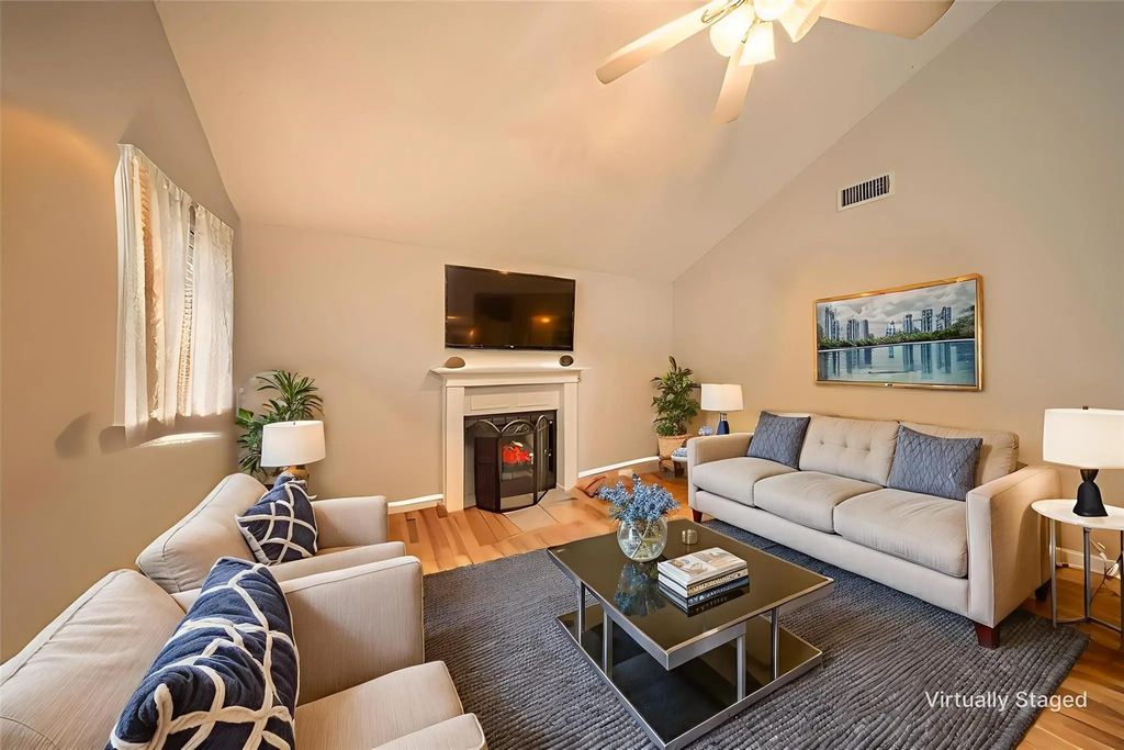 746 Wildwood Trail, Holly Lake Ranch