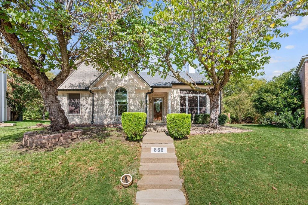 866 Sonora Lane, Grand Prairie