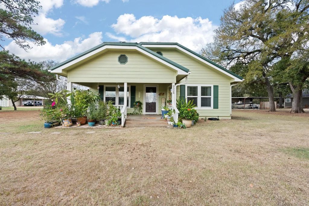 6528 County Road 401, Grandview