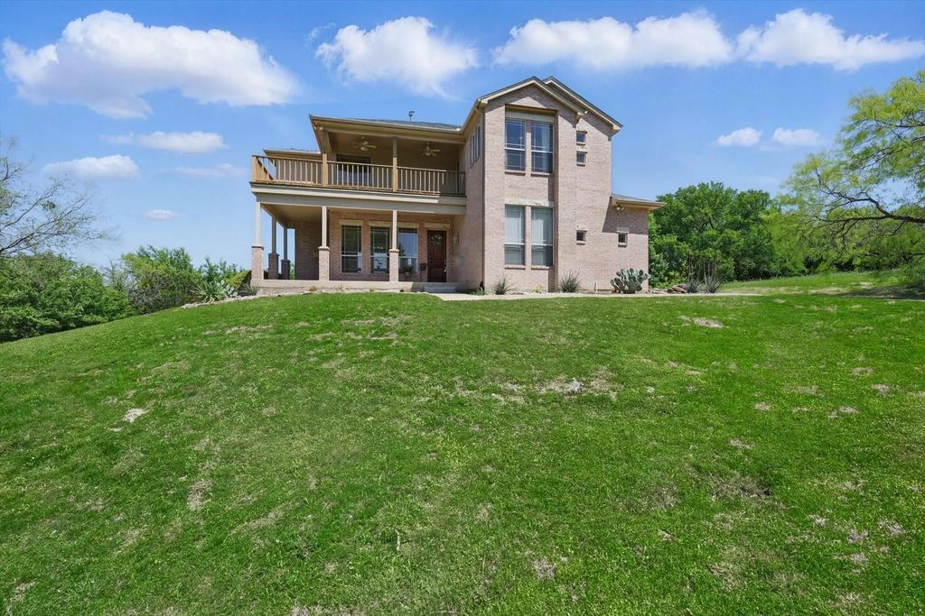 2931 Sonterra Drive, Cedar Hill