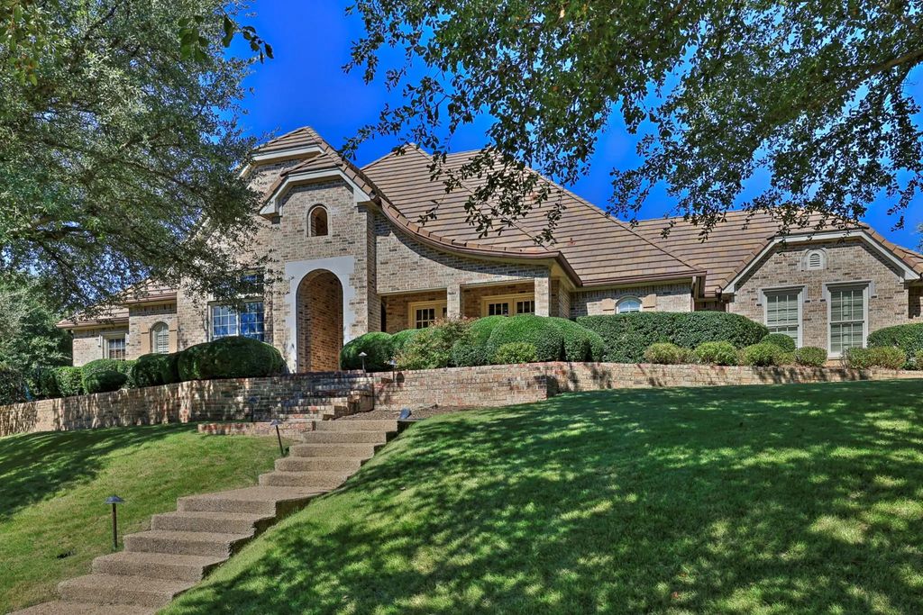6800 Saint Andrews Court, Fort Worth