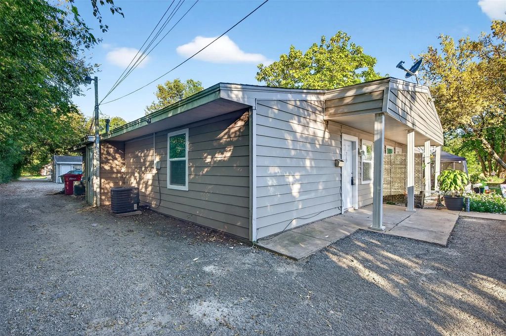 816 S Crockett Street 2, Sherman