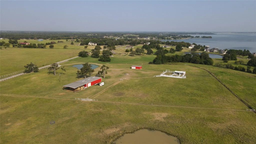 1209 County Rd 3160, Corsicana