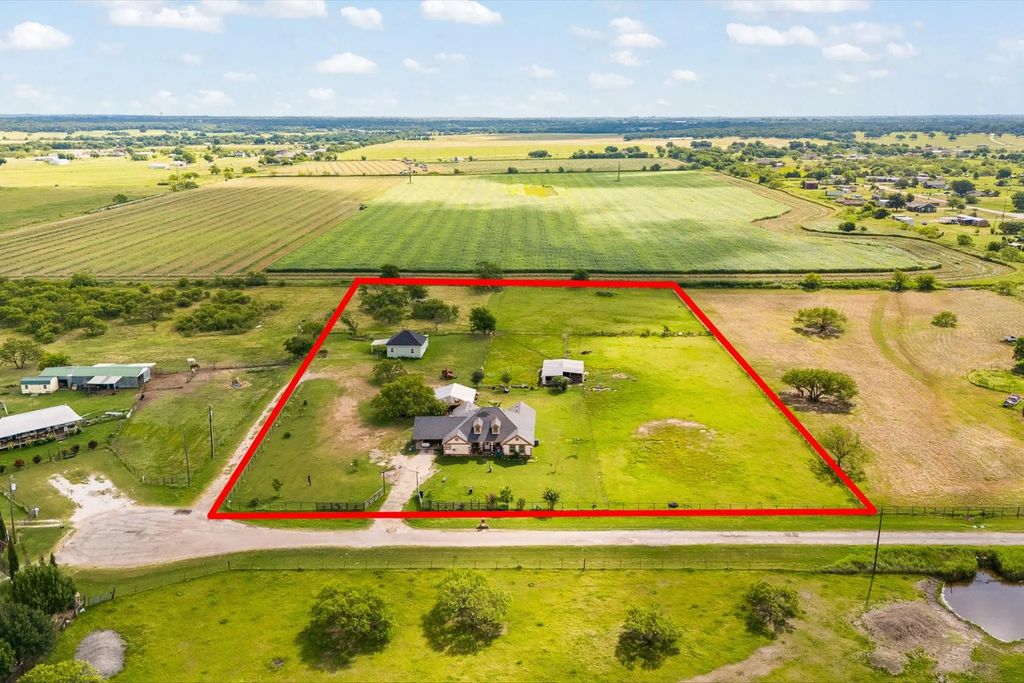 3309 Apple Court, Cleburne